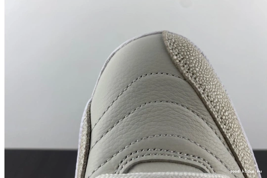 873864-102 OVO White Jordan Retro 12 873864-102 0425